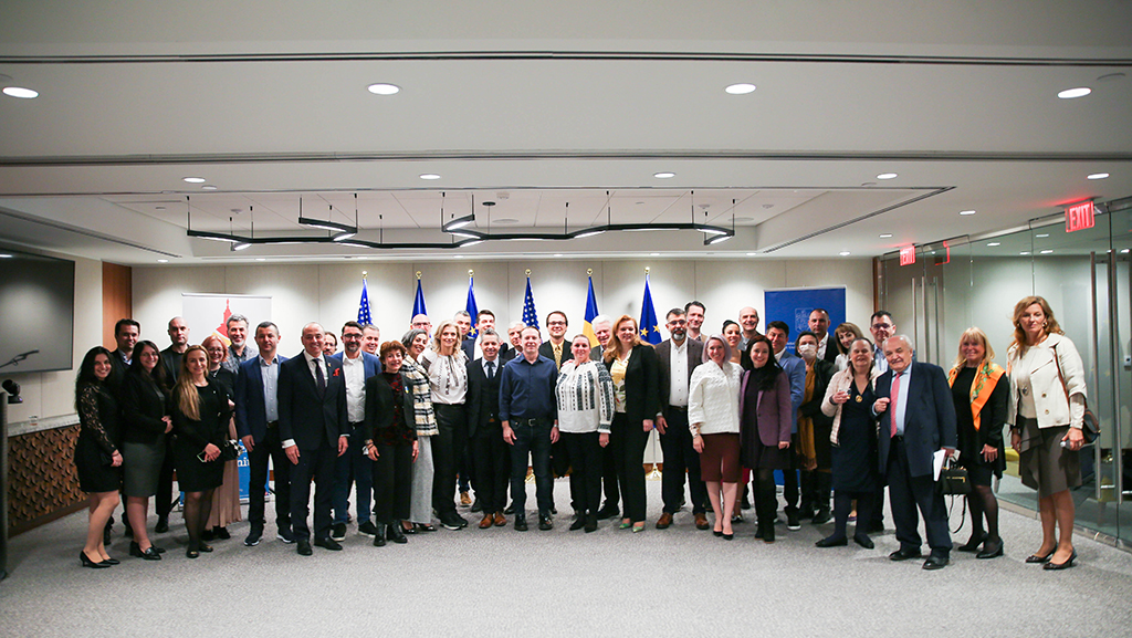 Romanians of DC Welcomes the Delegation from the Romanian Senate During a Community Event